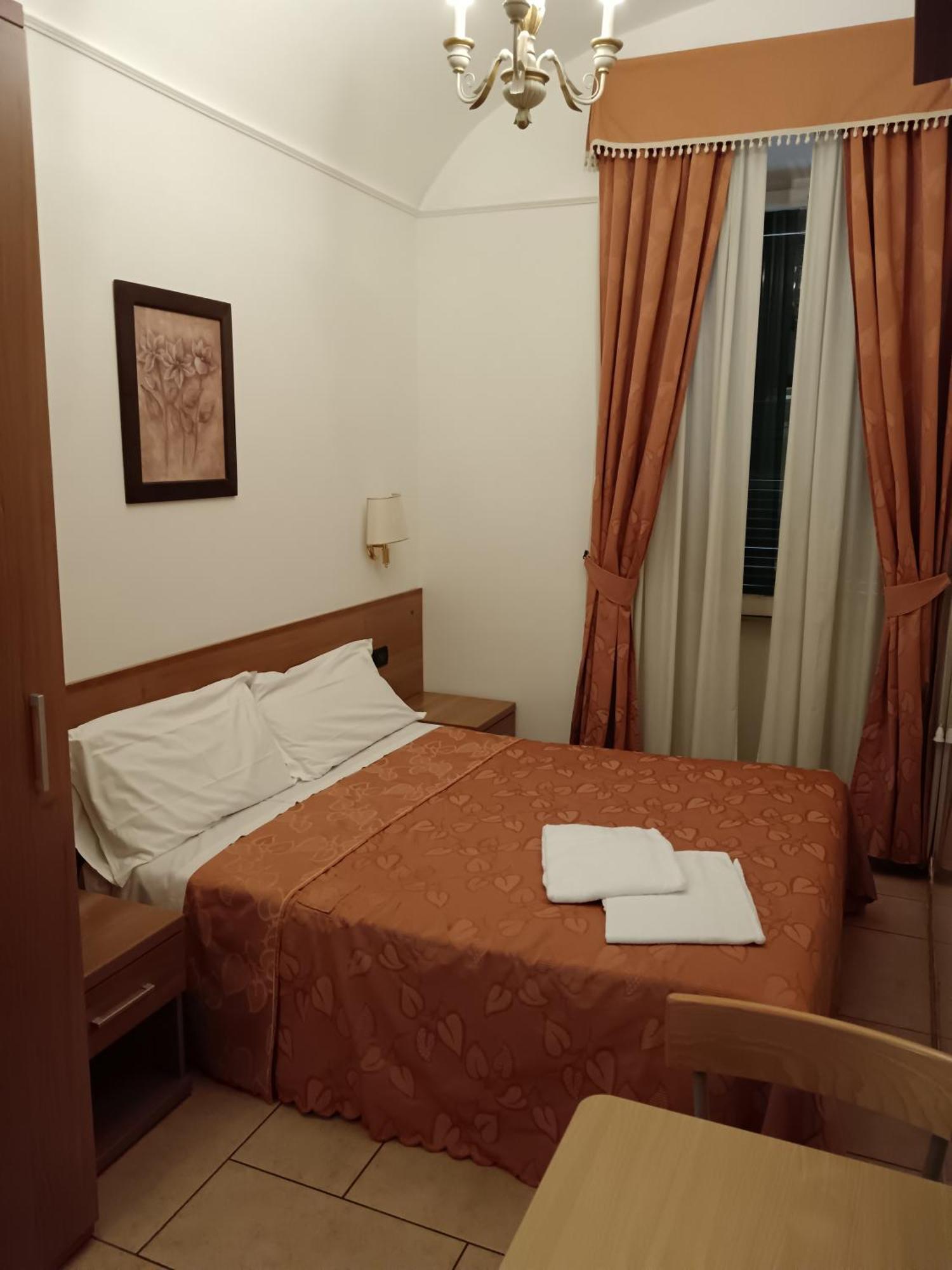 Appartamento Privato Simone Roma Exterior foto